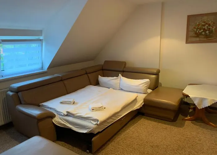 Hotel & Restaurant Schenk Von Landsberg